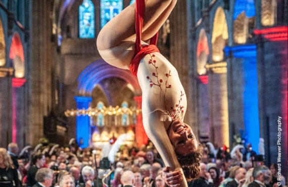 Francesca Carlson of Wye Circus CIC performs at Hereford Cathedral Nave Dinner. Photograph credit: Richard Weaver Photography