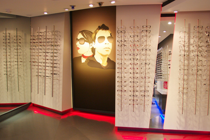 Retail shop fitout of an eyewear store in Hereford.