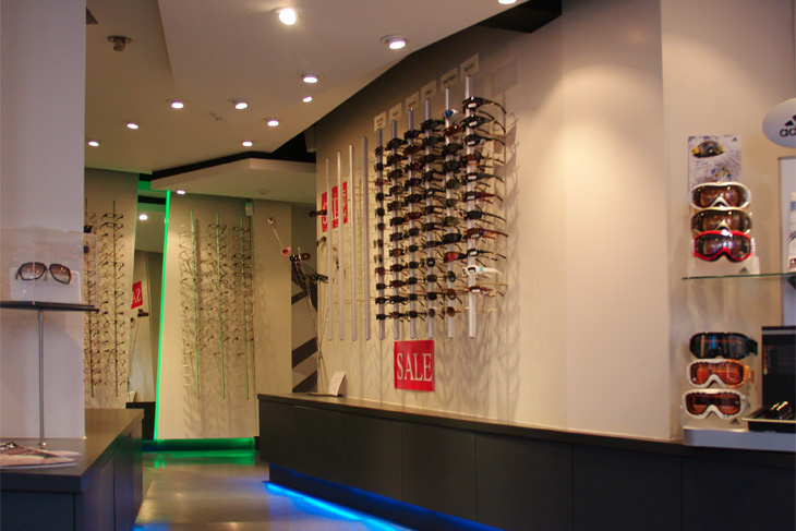 Retail shop fitout of an eyewear store in Hereford.