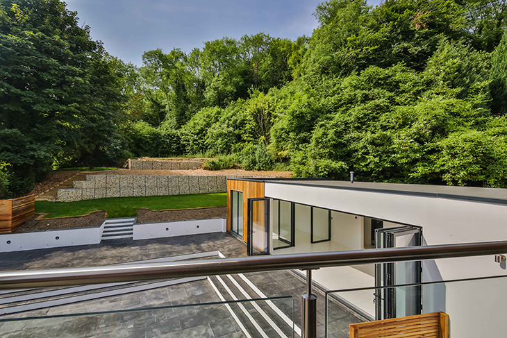 Contemporary new build private house with views over Cheltenham